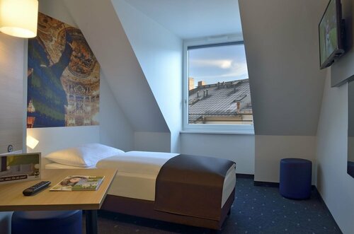 B&B Hotel Bayreuth, Забронировать Отель «постель и завтрак» Отели Баварии с парковкой, Парковка