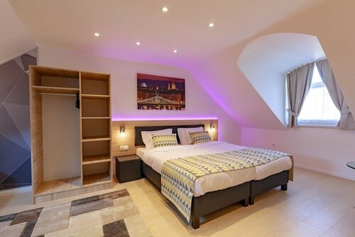 Christina Residence, Book Hotel 3-Star Hotels in Pest, 3*