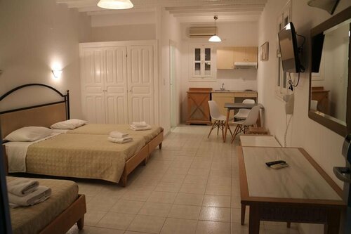 Petinaros Hotel, Забронировать Отель Отели острова Миконоса с парковкой, рядом с Квартал Маленькая Венеция, Парковка