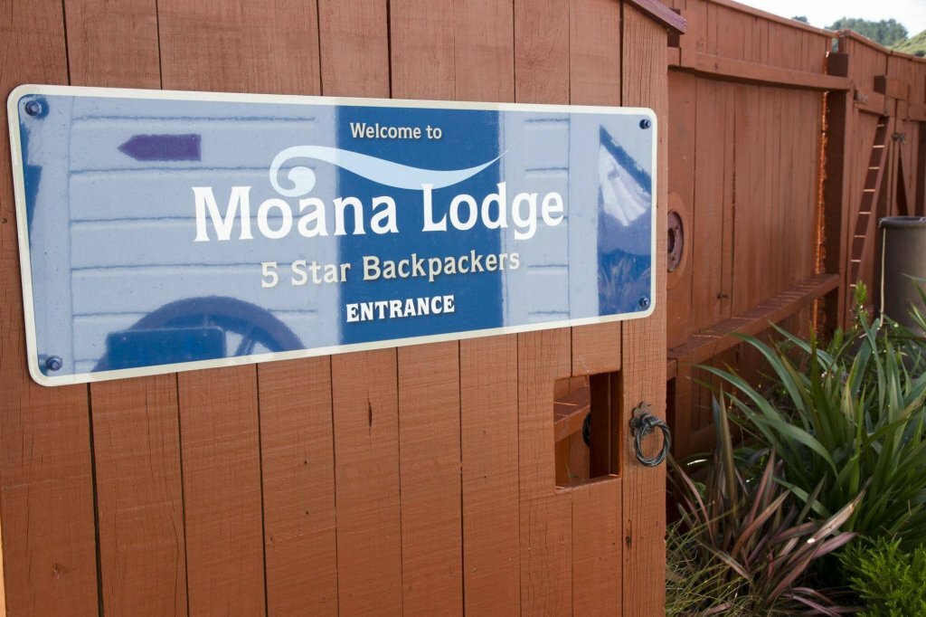 Moana Lodge