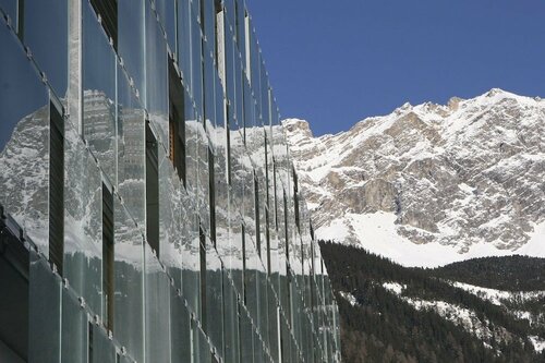Cube Savognin, Book Hotel Savognin Grisons