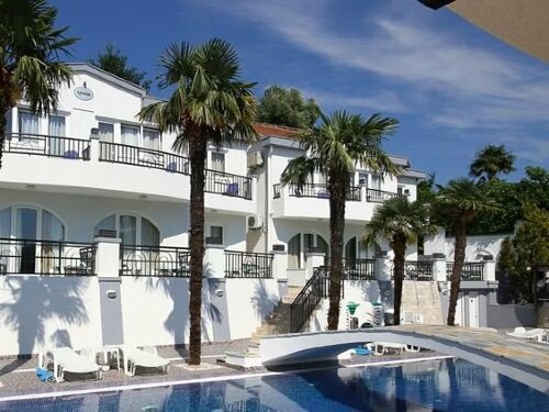 Hotel Xanadu, Забронировать Отель Херцег-Нови 