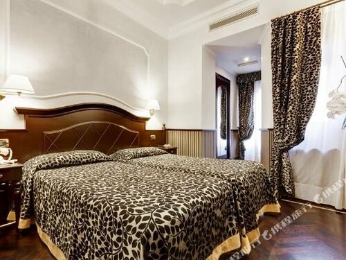 Hotel Best Roma, Забронировать Отель Вокзал Термини , рядом с Verano Cemetery
