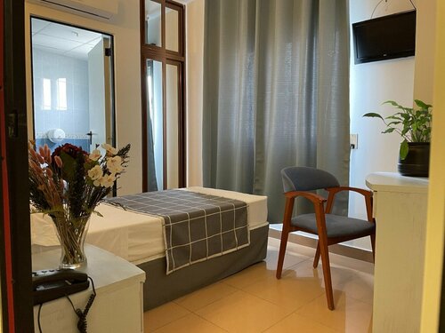 Hotel Imperial II, Забронировать Отель Отели в центре Кульера, в центре