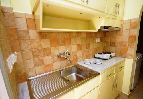 Mathraki Resort, Забронировать Курортный отель Отели Гувья с завтраком, Завтраки