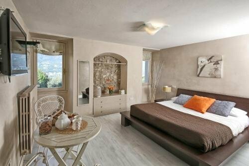 Il Piccolo Paradiso, Забронировать Отель Отели Valtenesi del Garda 3 звезды, 3*