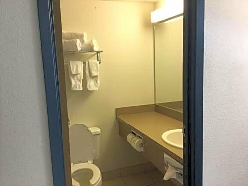 Super 8 High River, Boek Mini-hotel Motels in Alberta, Motel