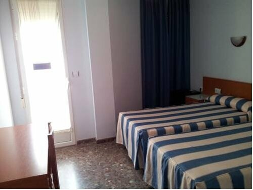 Hotel Costa San Antonio, Забронировать Отель Кульера Коста-де-Валенсия