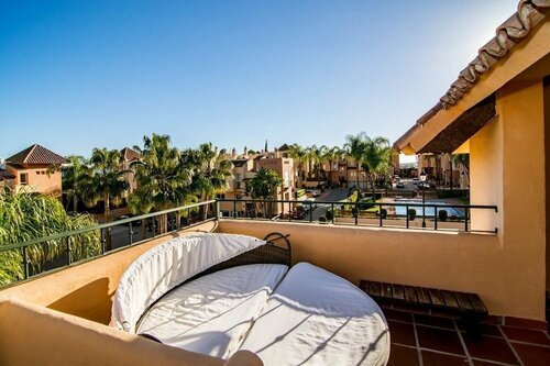Apartment Condes de Iza-CDI - Roomservice, Забронировать Апартаменты/квартира Марбелья Коста-дель-Соль