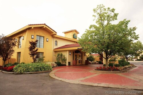 La Quinta Inn by Wyndham Columbus Airport Area, Prenota Hotel Hotel a Ohio con parcheggio, Parcheggio