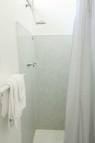 Coffs Coast Motor Inn & Villas, Забронировать Мотель Отели Кофс-Харбора 3 звезды, рядом с The Clog Barn Tourist Attraction &amp; Caravan Park, 3*
