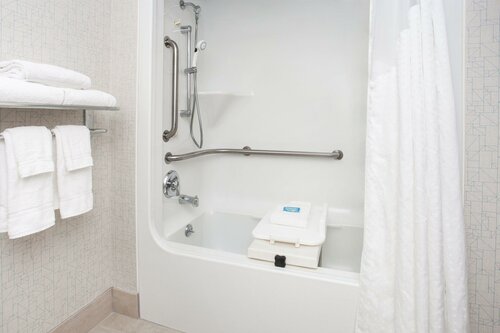 Holiday Inn Express