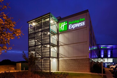 Holiday Inn Express London Stansted Airport, an Ihg Hotel, Rezervați Hotel Essex Merseyside