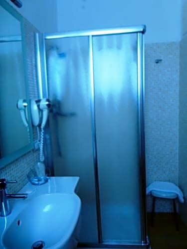 Hotel Miami, Varaa Hotelli Hotellit Abruzzo aamiaisella, Aamiainen