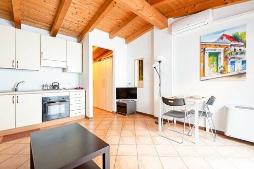 Stylish Loft Porta Romana, Забронировать Апартаменты/квартира Порта Романа Милан