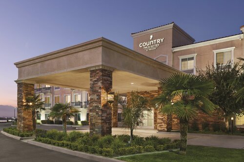 Spark By Hilton Redlands, Забронировать Отель Отели Редлендс с парковкой, Парковка