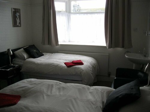 Valdene Hotel, Book Hotel Paignton Devon