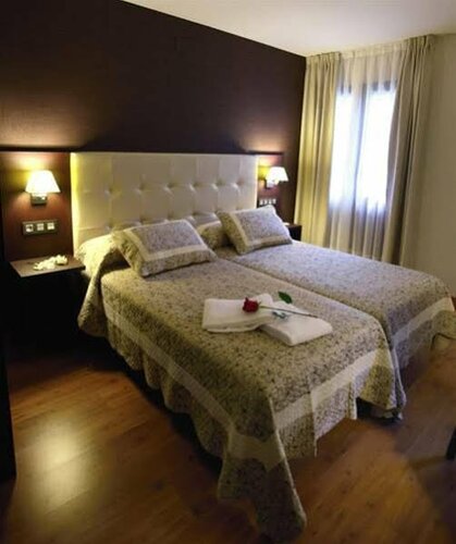 Hotel Rural - El Rincón de Don Pelayo, Book Hotel Hoteller i Asturias med parkering, Parkering