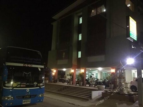 TongPrasit Place, Забронировать Отель Накхонратчасима Nakhon Ratchasima Province