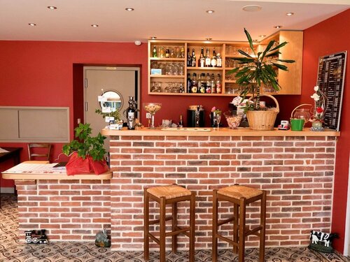 Logis Hôtel Restaurant Auberge du Valburgeois, Reservar Albergue Sainte-Gauburge-Sainte-Colombe 
