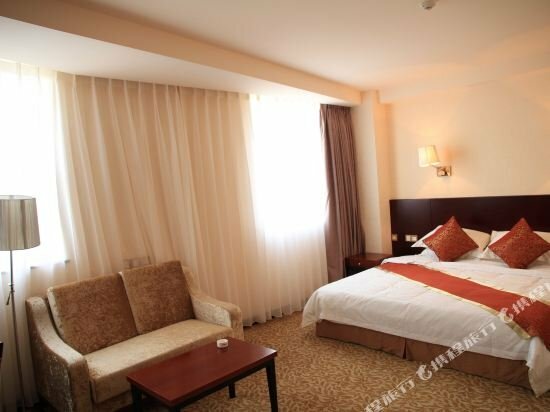 Chengdu Airport Express Hotel