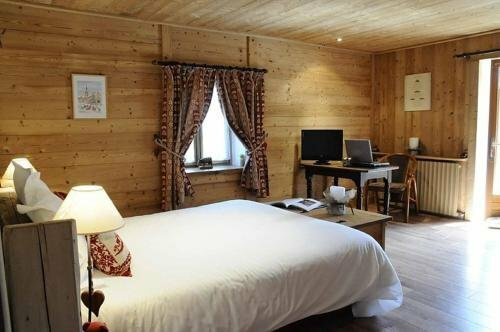 La Ferme d'Emilienne, Rezerwuj Hotel Sallanches Owernia