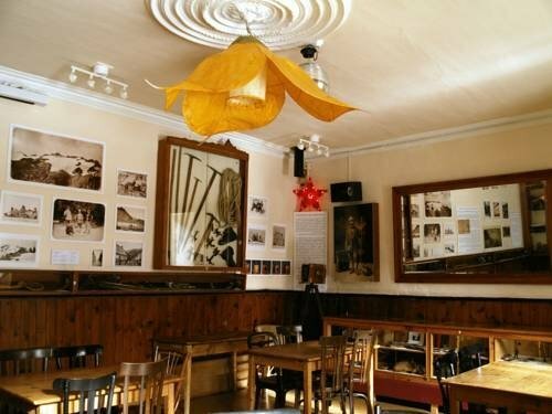Hostel Baqueira - Refugi Rosta - ALANIEVE, Забронировать Хостел Хостелы Бакейра-Берета, Хостел