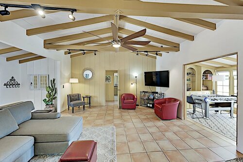 1029 E El Alameda Home 3 Bedrooms 3 Bathrooms Home, Забронировать Дом для отпуска Виллы Coachella Valley, Вилла