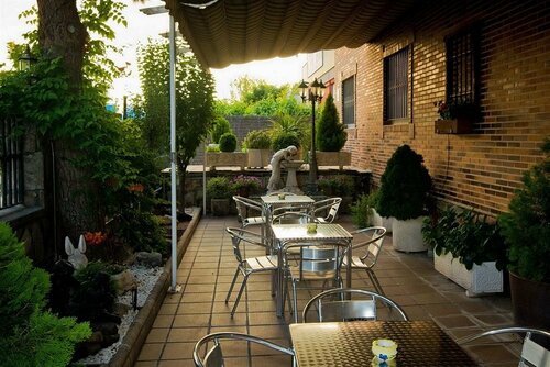 Hostal El Cruce, Boek Hotel Paracuellos De Jarama Community of Madrid
