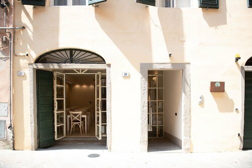 La Residenza Di Via Fontana, Забронировать Отель Отели Лукки с завтраком, Завтраки