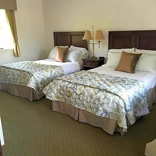 Braeside Lodging, Забронировать Отель Вудсток Waterville Valley Resort