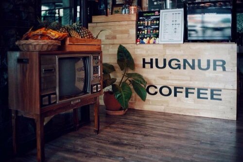 Hugnur Hostel & Coffee, Забронировать Хостел Отели провинции Чианг Мая с парковкой, Парковка