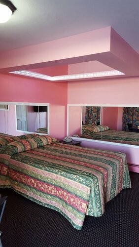 Sharn's Motel, Đặt Nhà nghỉ ven đường Worth 