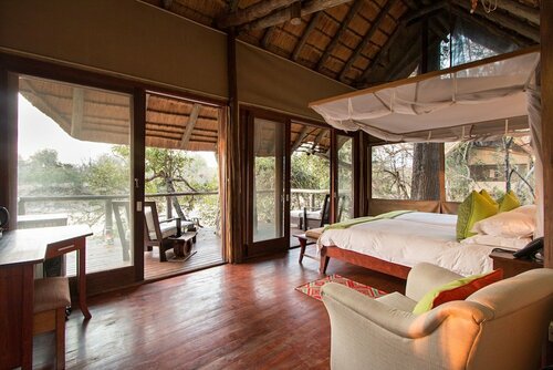Rhino Walking Safaris, Reservar Hotel Skukuza 