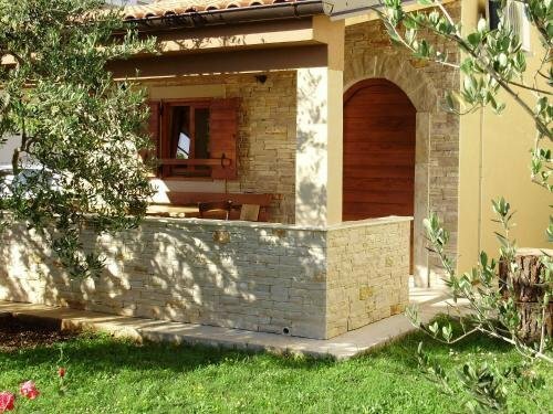 Apartments Pedisic, Boek  Zadar County Hotels met Parkeerplaats, Parkeren