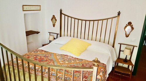 B&B Tre Ponti, Забронировать Отель Отели в центре Кастильйоне-Кьяварезе с завтраком, отели в центре Кастильйоне-Кьяварезе с завтраком
