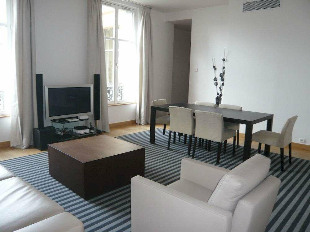 Bridgestreet Champs Elysees Apartments