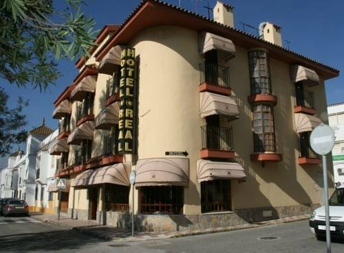 Hotel Real, Забронировать Отель Отели Los Alcornocales Natural Park с парковкой, Парковка
