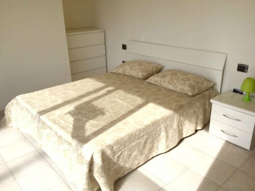 Apartment With 2 Bedrooms in Fano, With Wonderful sea View, Furnished, Book Lejlighed Romagna hoteller med parkering, Parkering