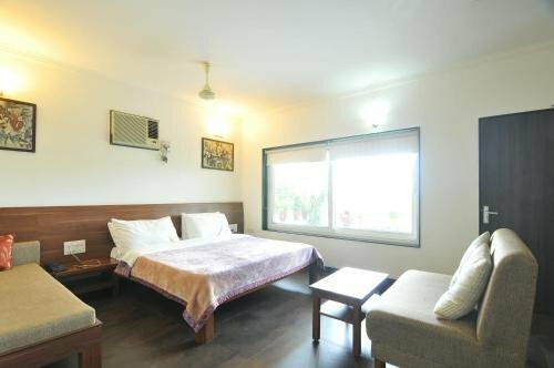 Lagovilla Bhopal, Забронировать Отель Отели Бхопала 4 звезды, 4*