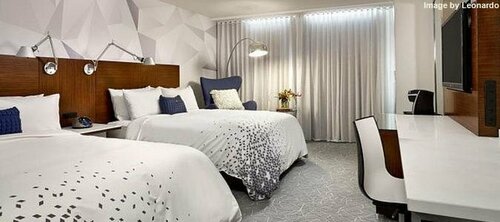 Renaissance Edmonton Airport Hotel, Varaa Hotelli Central Alberta hotellit, joissa on uima-allas, Uima-allas