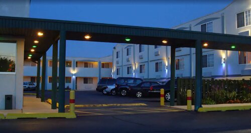 O'Hare Inn & Suites, Book Hotel Hoteller i Chicago med parkering, Parkering