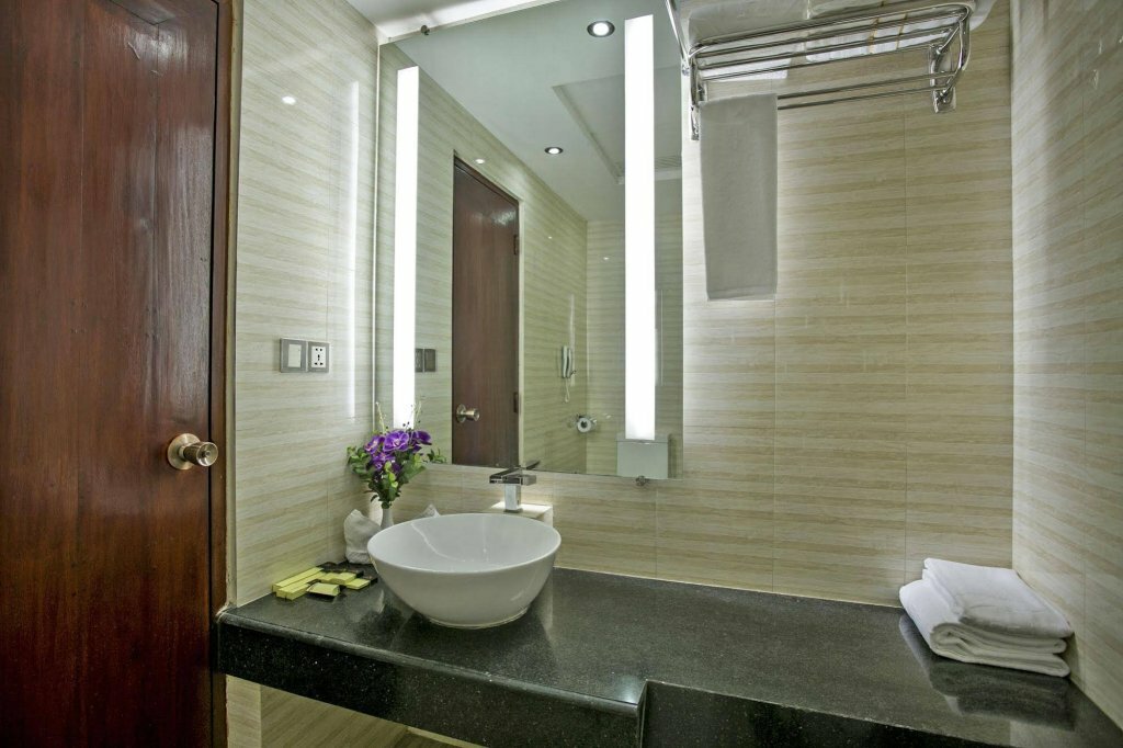 Fars Hotel & Resorts