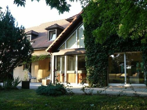 Chambres dHôtes Au Bout du Champ, Забронировать Отель Бавилье Territoire de Belfort