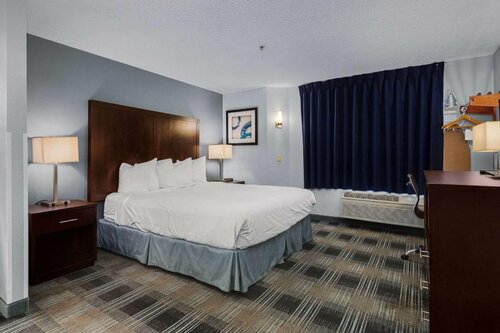SureStay Plus Hotel by Best Western Portland East, 预订 酒店 格雷舍姆 Willamette Valley