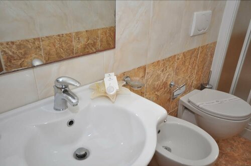 Hotel Adriatic & Beauty, Забронировать Отель Отели Мирамаре с завтраком, Завтраки