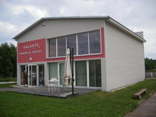 Valaste Guest House And Camping, Забронировать Кемпинг Тойла 