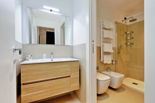 Boutique apartment in Milano center: Duomo Scala, Забронировать Апартаменты/квартира Отели Милана с завтраком, рядом с Генеральное консульство Швейцарии в Милане, Завтраки