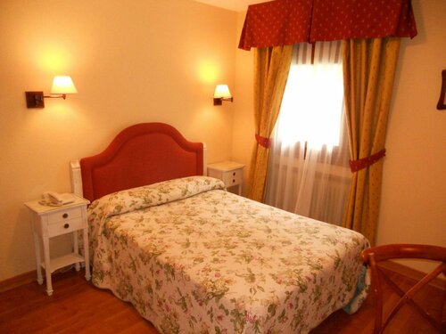 Hotel Rural Las Postas, Varaa Hotelli Navacerrada Madridin maakunta