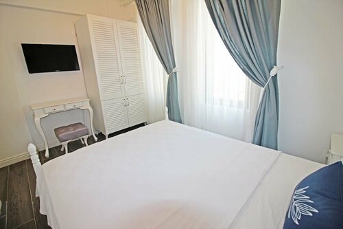 Otel Meryem Ana Bozcaada, Rezervovat Hotel Hotely v Bozcaada s parkováním, Parkování